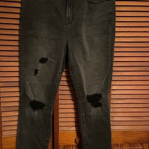 Good American good legs crop jeans